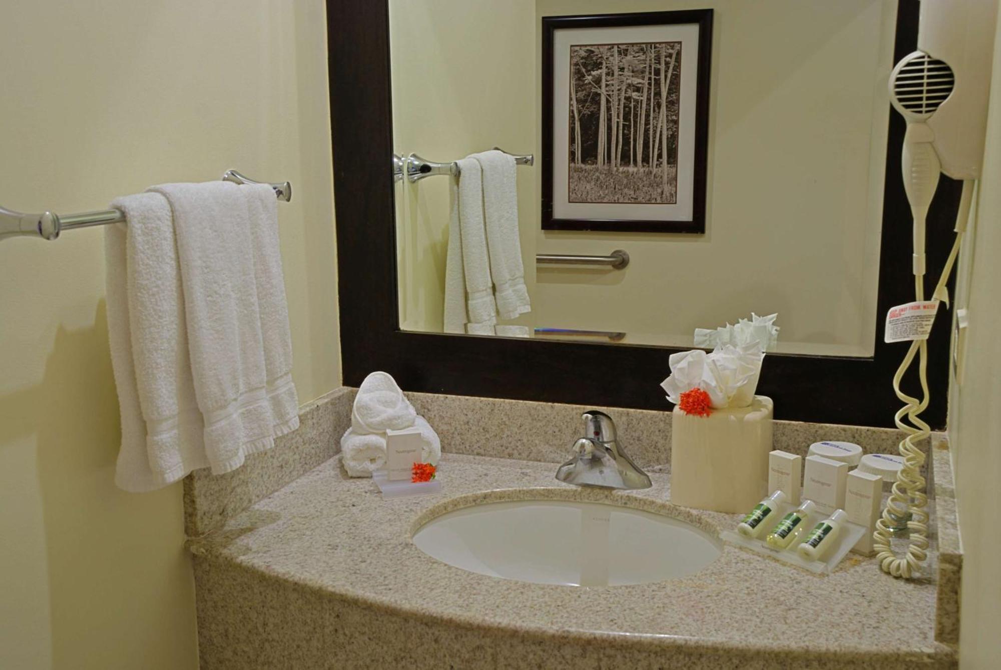 Hilton Garden Inn Guanacaste Airport Liberia Exterior photo